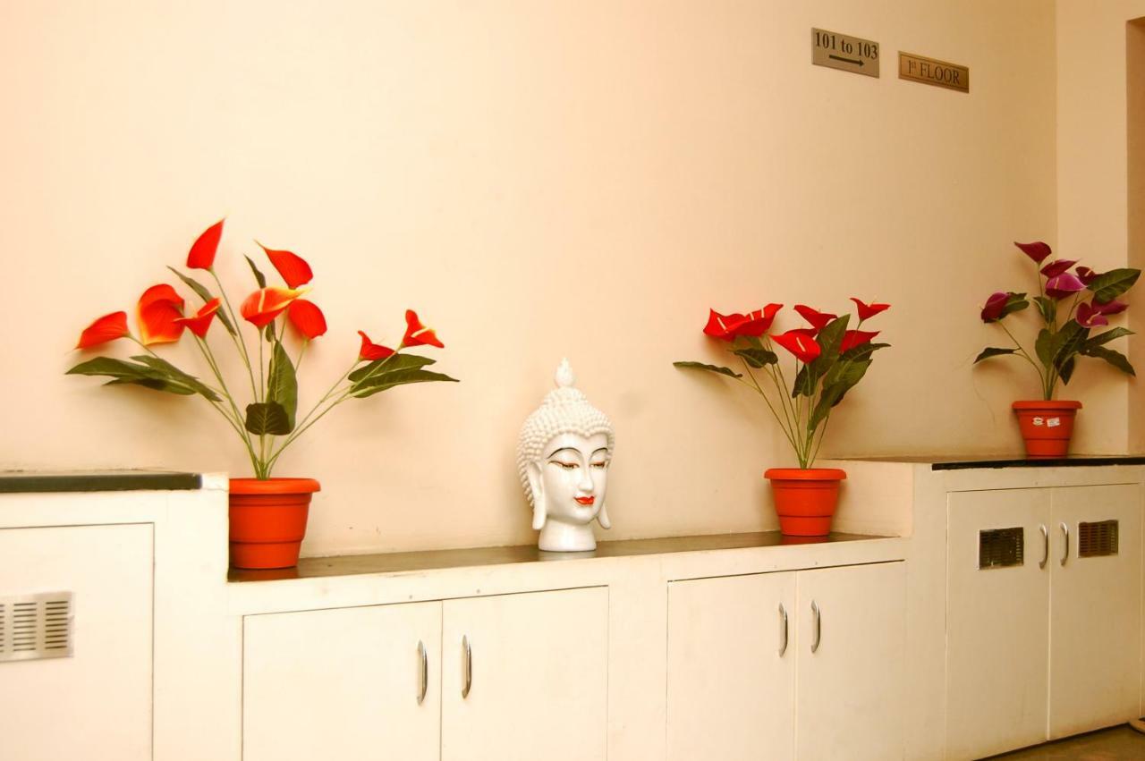 Star Residency Hotell Tiruchirappalli Eksteriør bilde